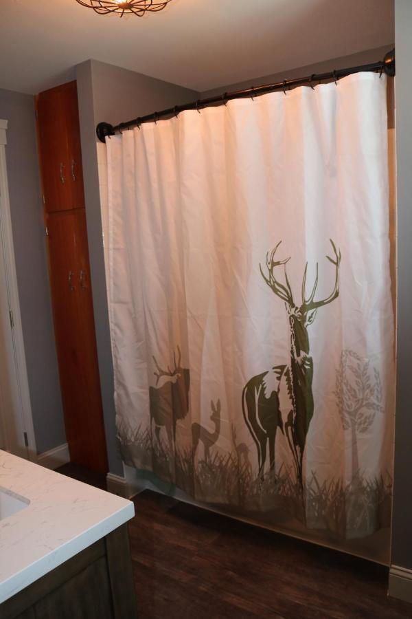 Moose Creek Resort 웨스트 글레이셔 외부 사진