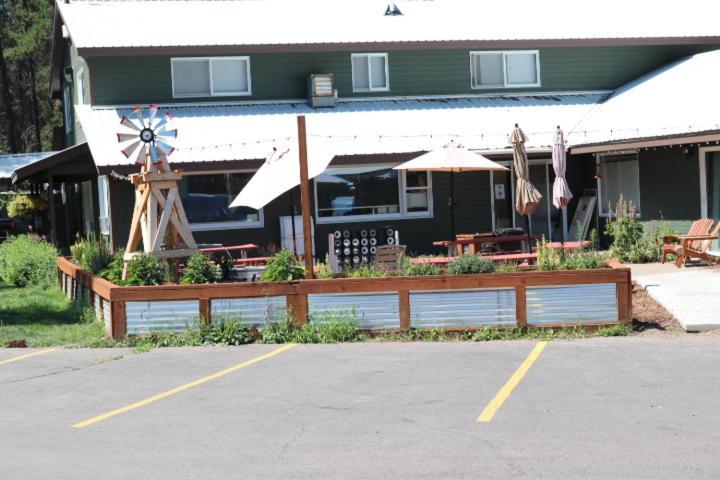 Moose Creek Resort 웨스트 글레이셔 외부 사진